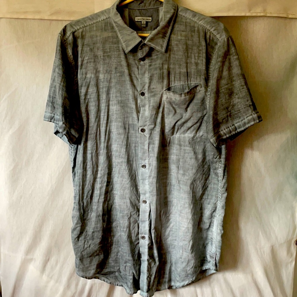 Men’s Calvin Klein light weight, SS button shirt